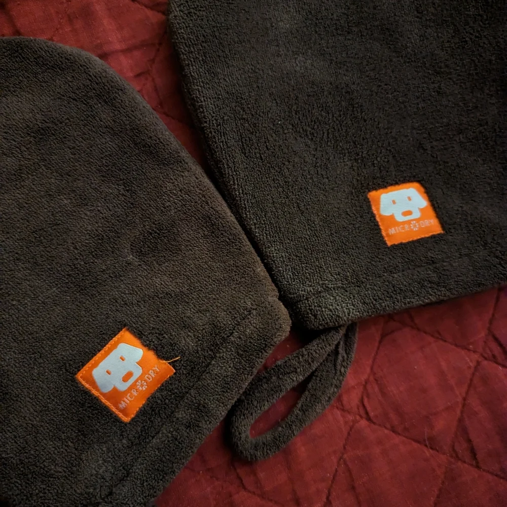 4/$20 Drying Mitts For Washing Your Doggie